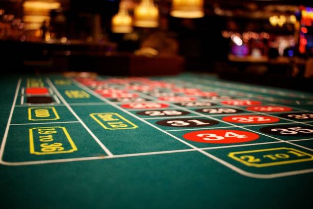 leocity88 mobile app interface showing live-dealer tables and sportsbook menu
